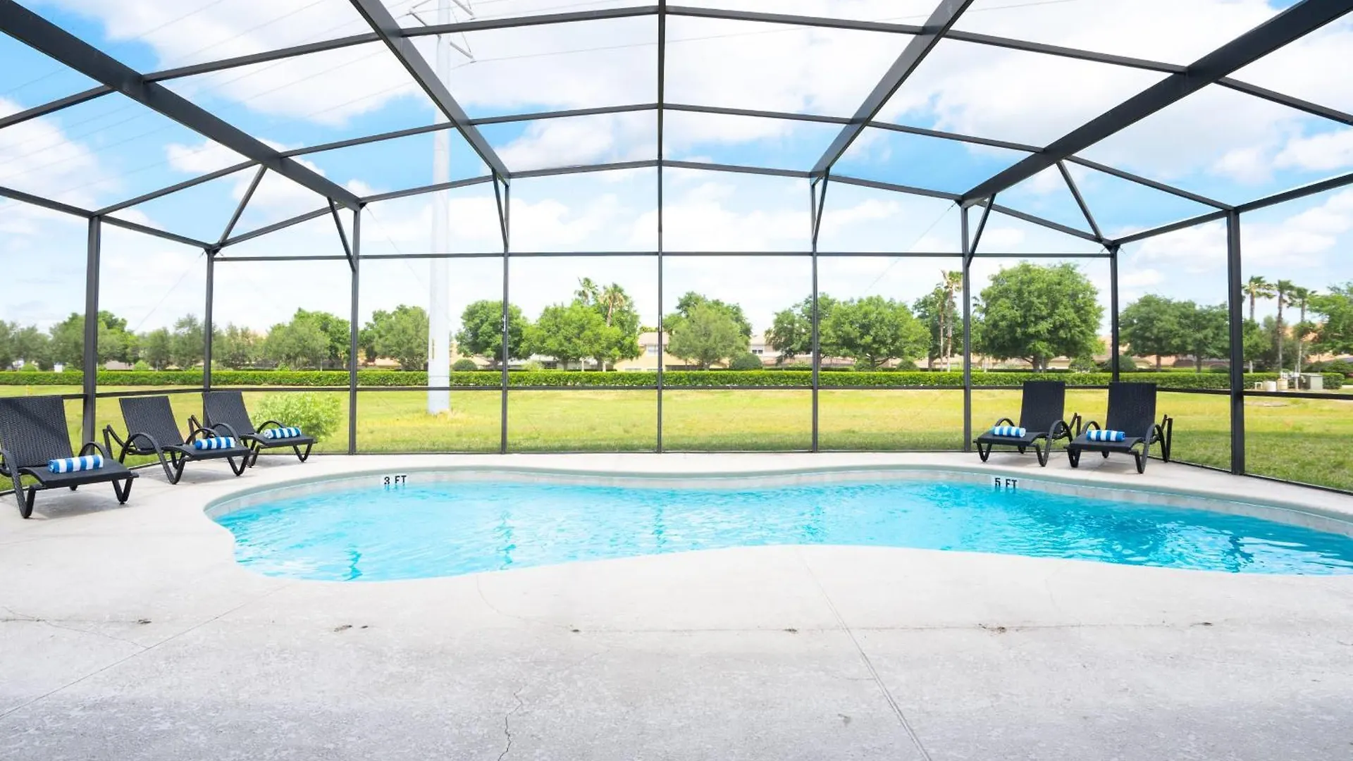 Providence Golf Resort Pool Cinema Disney Rooms Davenport