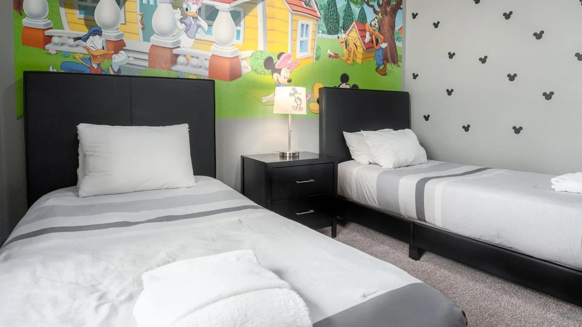 Providence Golf Resort Pool Cinema Disney Rooms Davenport United States